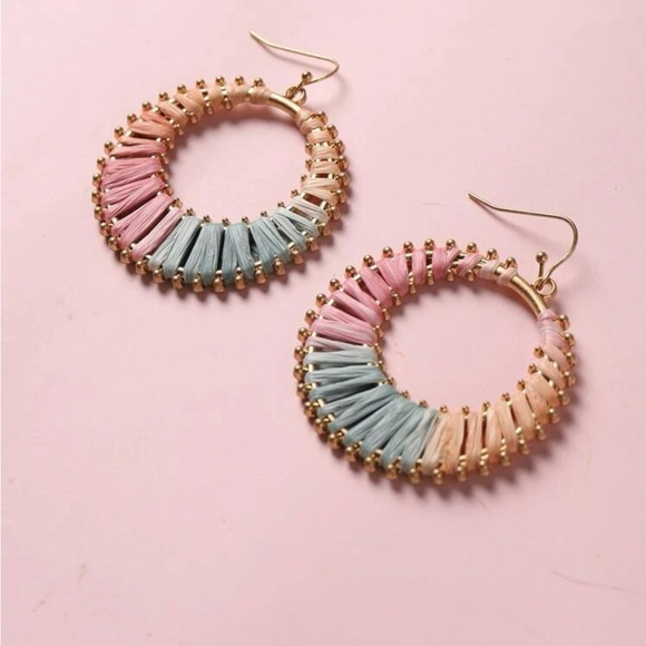 🆕 Beautiful, boho colorful earrings - Picture 4 of 4